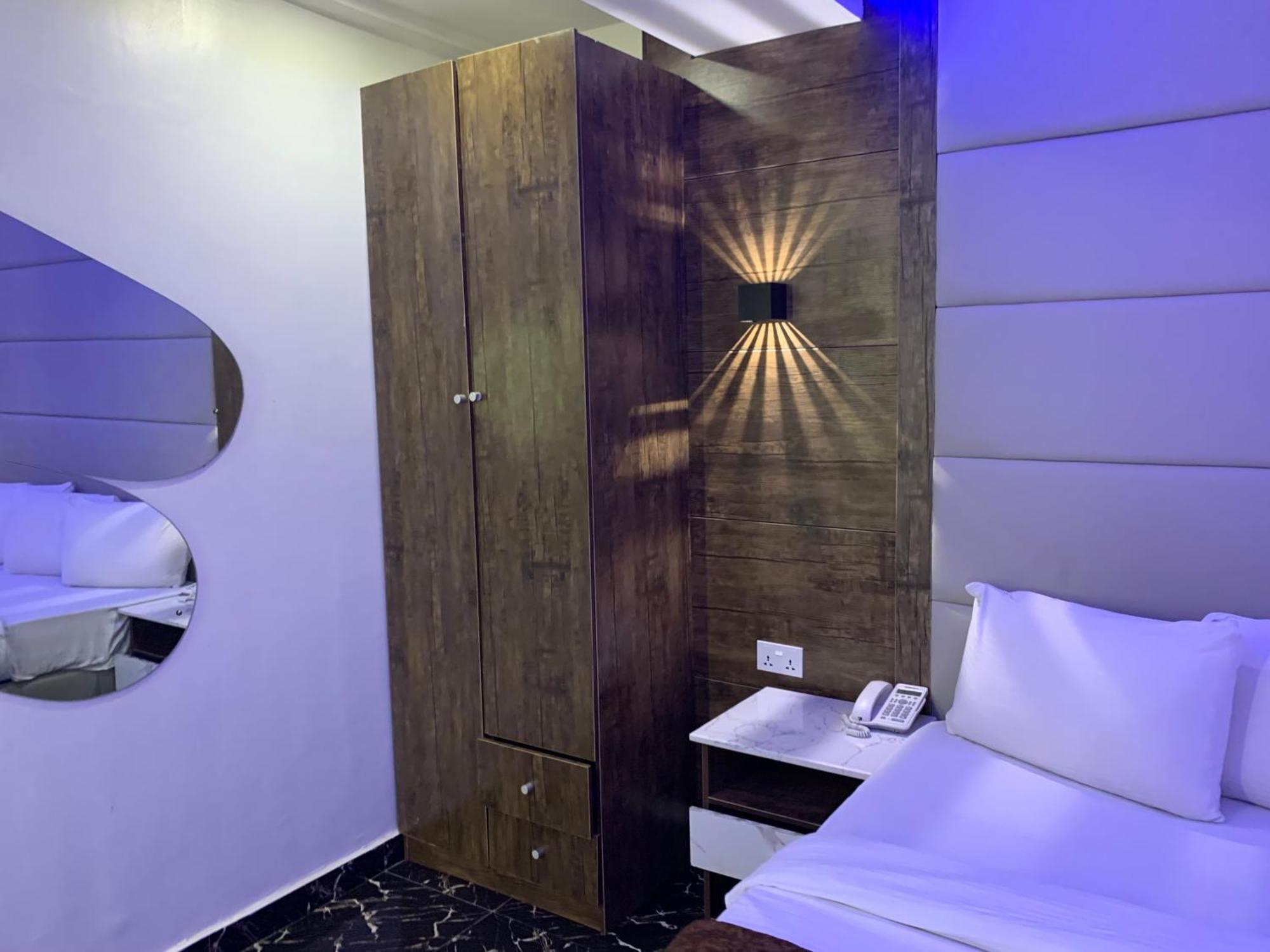 Presken Kuramo Waters Hotel Лагос Екстериор снимка
