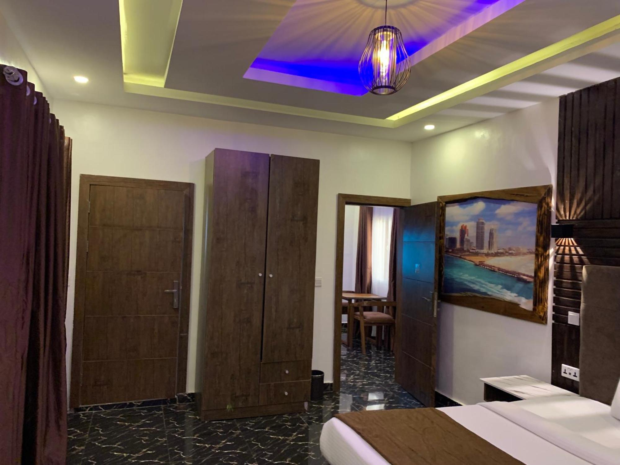 Presken Kuramo Waters Hotel Лагос Екстериор снимка